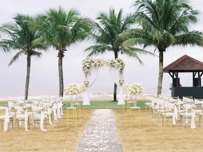 Wedding Venue - On the beach (2)